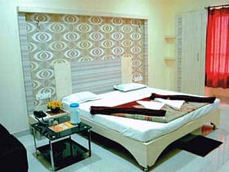 Hotel Shri Krishna, Pachmarhi 4